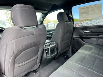 2026 RAM 1500 RAM 1500 EXPRESS CREW CAB 4X4 5'7' BOX