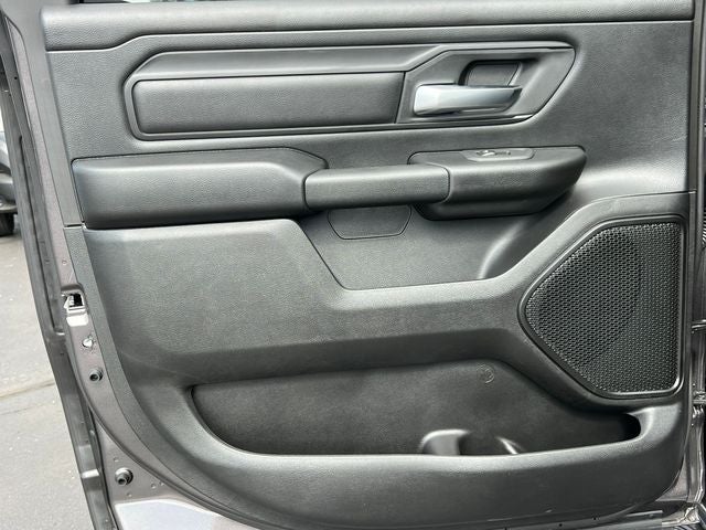 2026 RAM 1500 RAM 1500 EXPRESS CREW CAB 4X4 5'7' BOX