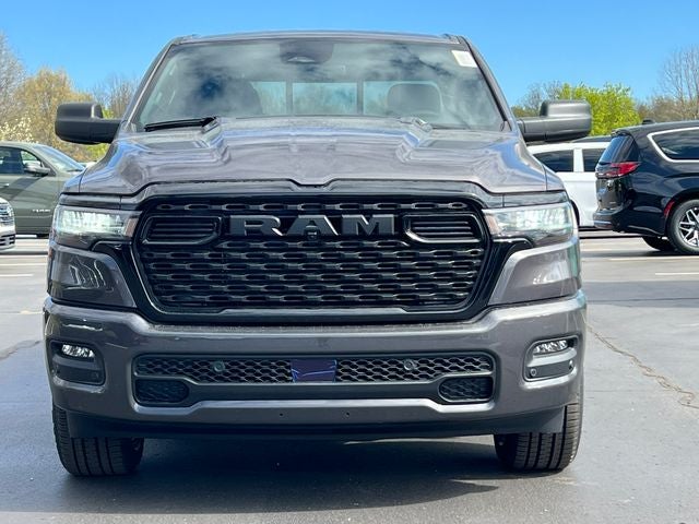 2026 RAM 1500 RAM 1500 EXPRESS CREW CAB 4X4 5'7' BOX