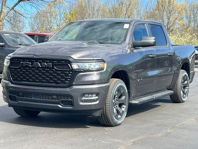 2026 RAM 1500 RAM 1500 EXPRESS CREW CAB 4X4 5'7' BOX