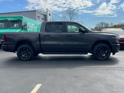 2026 RAM 1500 RAM 1500 EXPRESS CREW CAB 4X4 5'7' BOX