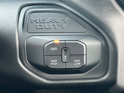 2026 RAM 2500 RAM 2500 BLACK EXPRESS CREW CAB 4X4 6'4' BOX