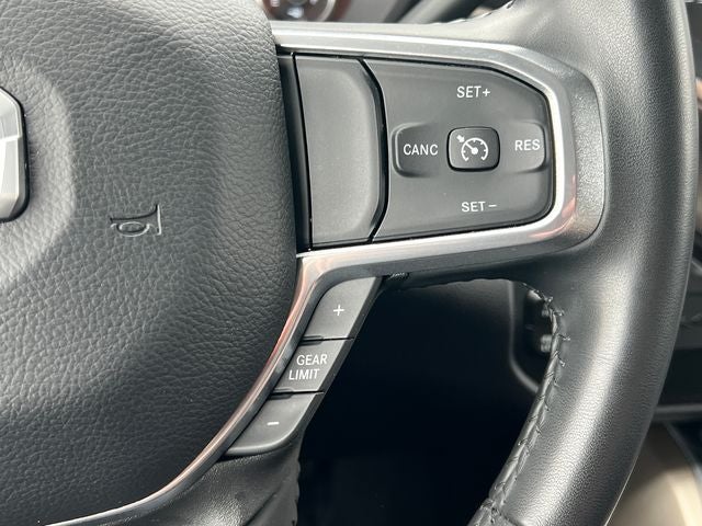 2024 RAM 2500 Laramie Crew Cab 4x4 6'4' Box