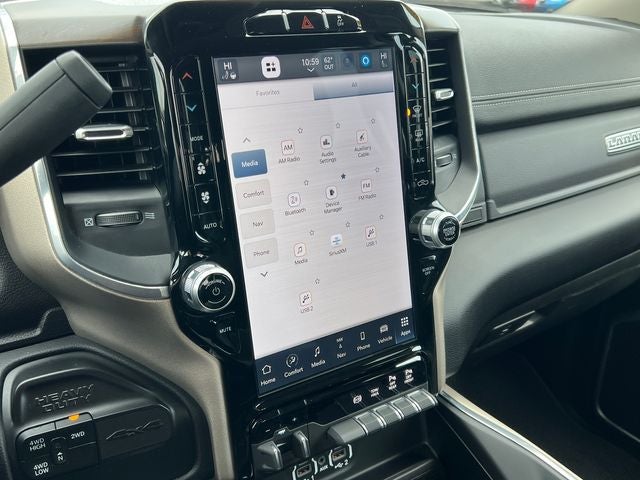 2024 RAM 2500 Laramie Crew Cab 4x4 6'4' Box