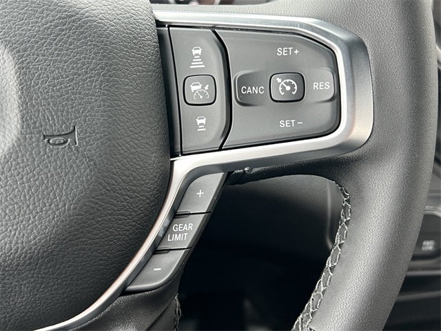 2026 RAM 5500HD RAM 5500 BIG HORN CHASSIS REGULAR CAB 4X4 84' CA