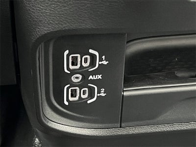 2026 RAM 5500HD RAM 5500 BIG HORN CHASSIS REGULAR CAB 4X4 84' CA