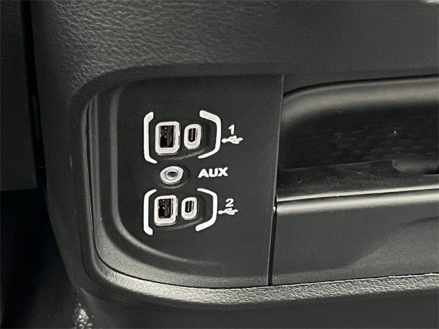 2026 RAM 5500HD RAM 5500 BIG HORN CHASSIS REGULAR CAB 4X4 84' CA