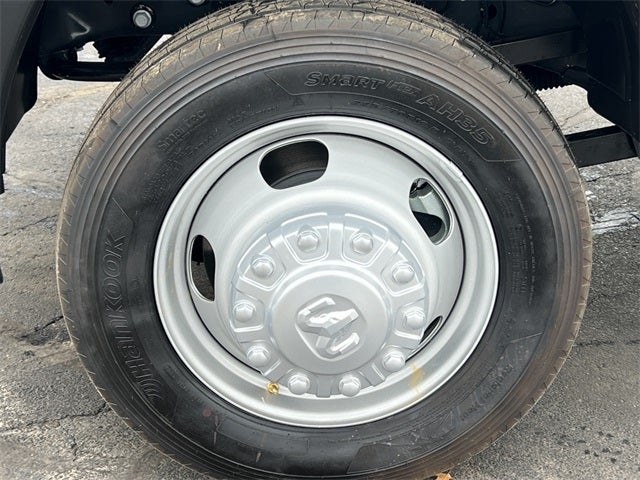 2026 RAM 5500HD RAM 5500 BIG HORN CHASSIS REGULAR CAB 4X4 84' CA