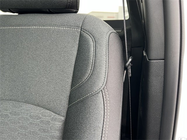 2026 RAM 5500HD RAM 5500 BIG HORN CHASSIS REGULAR CAB 4X4 84' CA