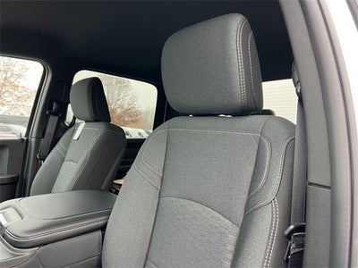 2026 RAM 5500HD RAM 5500 TRADESMAN CHASSIS CREW CAB 4X4 84' CA