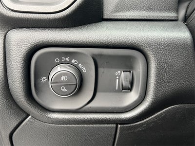 2026 RAM 5500HD RAM 5500 TRADESMAN CHASSIS CREW CAB 4X4 84' CA