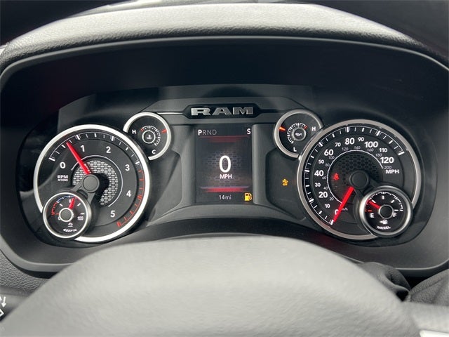 2026 RAM 5500HD RAM 5500 TRADESMAN CHASSIS CREW CAB 4X4 84' CA