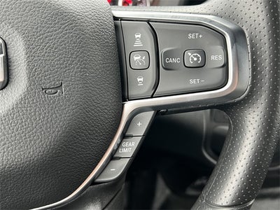 2026 RAM 5500HD RAM 5500 TRADESMAN CHASSIS CREW CAB 4X4 84' CA