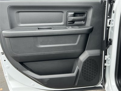 2026 RAM 5500HD RAM 5500 TRADESMAN CHASSIS CREW CAB 4X4 84' CA