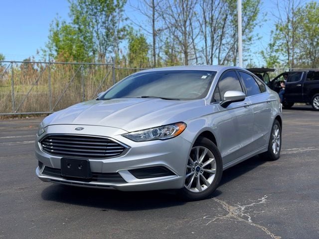 2017 Ford Fusion SE FWD's photo