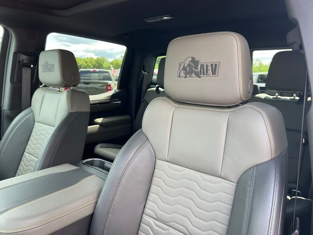 2025 Chevrolet Silverado 1500 4WD Crew Cab Short Bed ZR2
