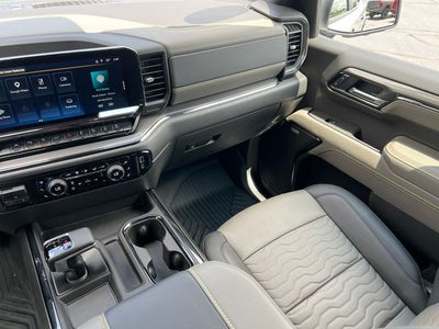 2025 Chevrolet Silverado 1500 4WD Crew Cab Short Bed ZR2