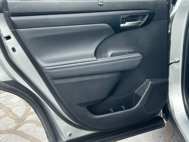2023 Toyota Highlander Hybrid Hybrid XLE
