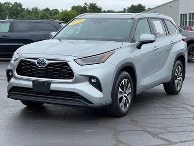 2023 Toyota Highlander Hybrid Hybrid XLE